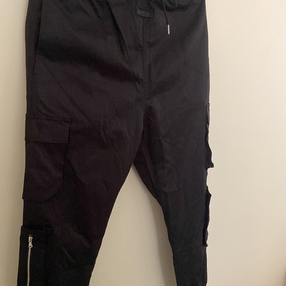 Blacktailor custom cargo joggers - Picture 2 of 5